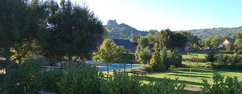 piscine camping lac chambon puy de dome